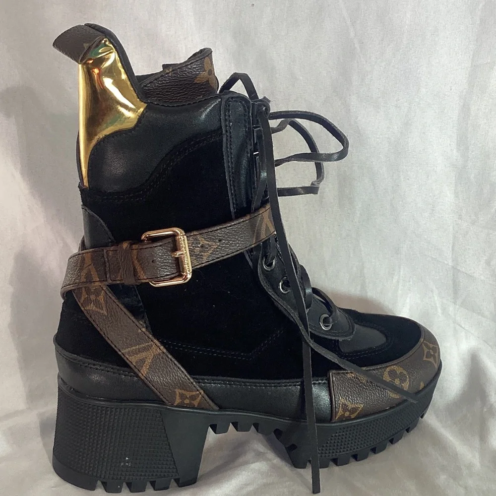 Luxury combat boots - Picture 1 of 9